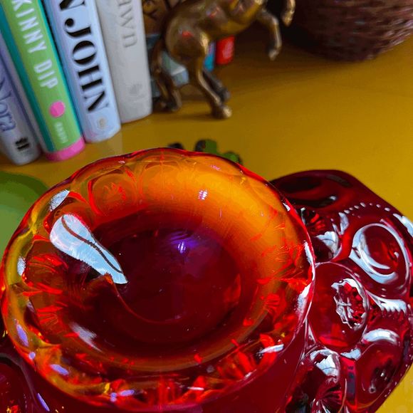 Vintage L.E. Smith Ruby Red Glass Moon and Stars Banana Boat Fruit Bowl - Picture 4 of 6